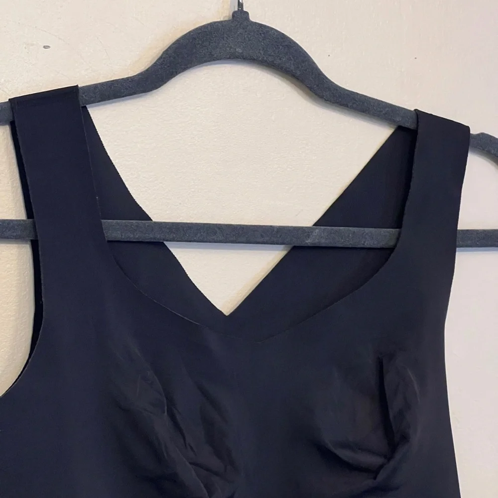 Evelyn & Bobbie Black Smoothing Cami - Picture 7 of 7